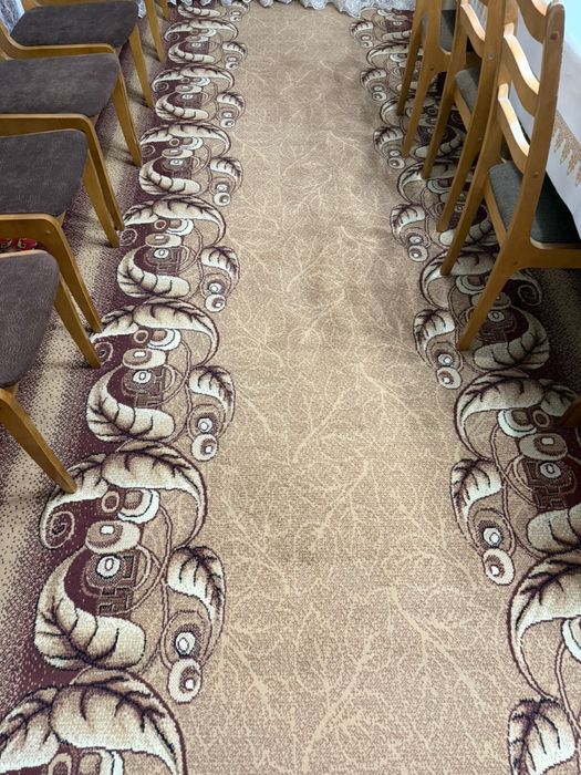 Продам 2 ковра б/у