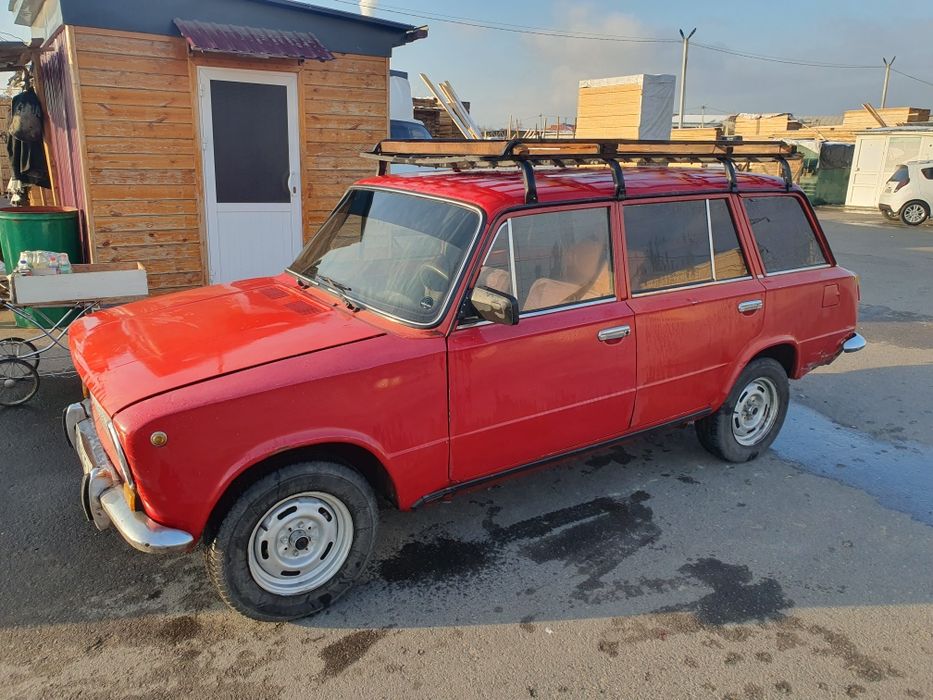 Jiguli vaz 2102 sotiladi