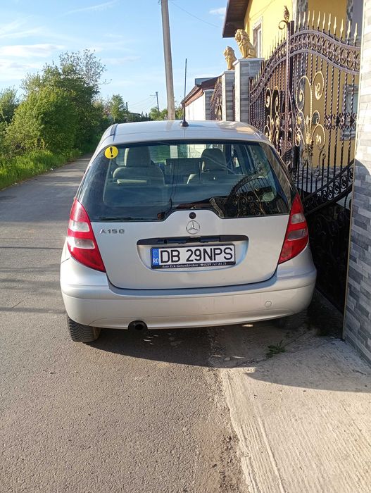 Vând Mercedes A150