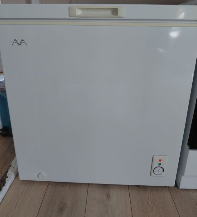 Продам Морозильник