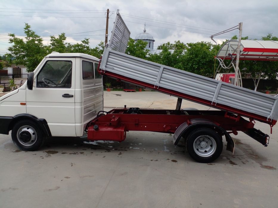 Iveco basculabil