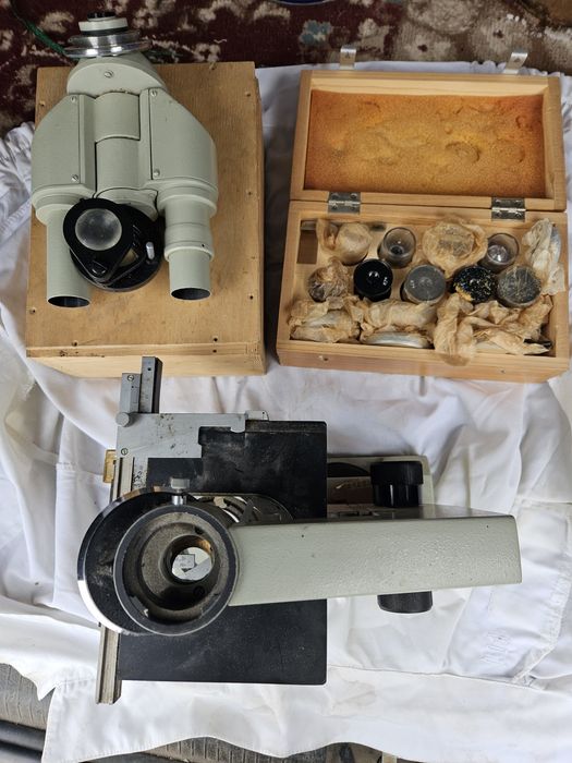 Микроскоп медицинский