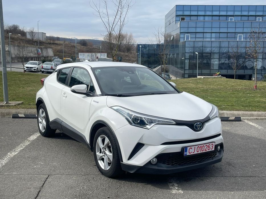 Toyota C-HR Hibrid, 2018