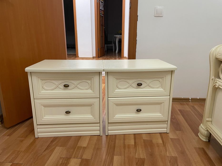 Продается спальный гарнитур