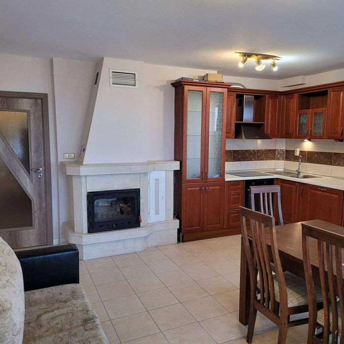 Дава се под наем Тристаен апартамент в Варна, Виница - 120 кв.м за 588 € - Снимка #3