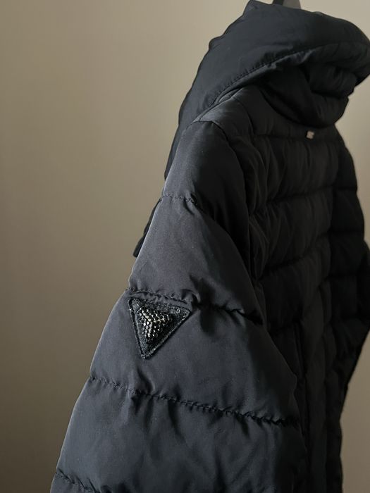 дамско зимно яке Guess