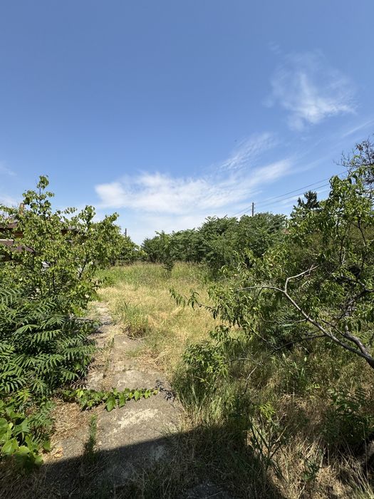 Продавам къща във с.Кутово