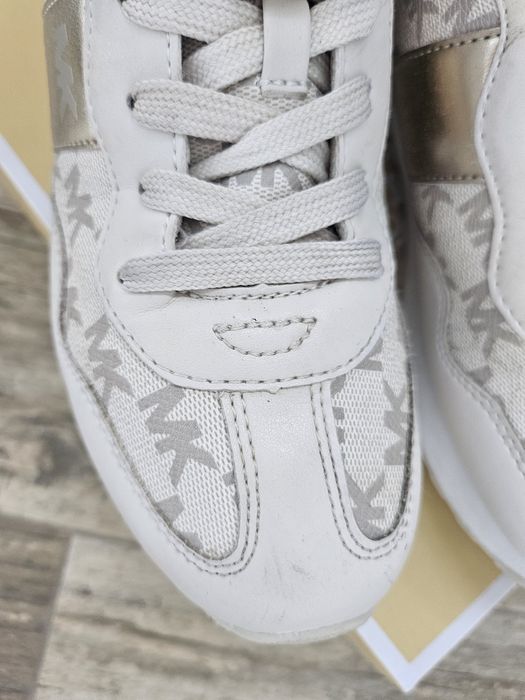 Маратонки Michael Kors размер 36