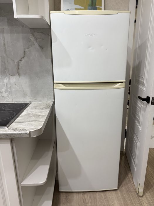 Продаю Холодильник