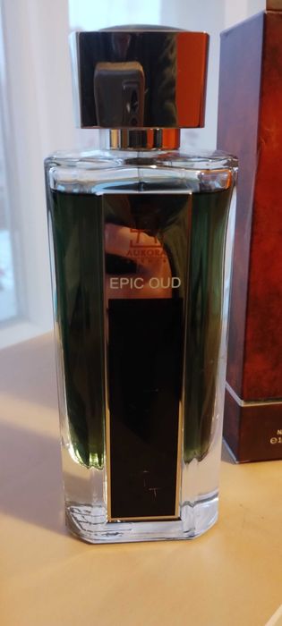 Epic Oud Aurora Scents парфюм