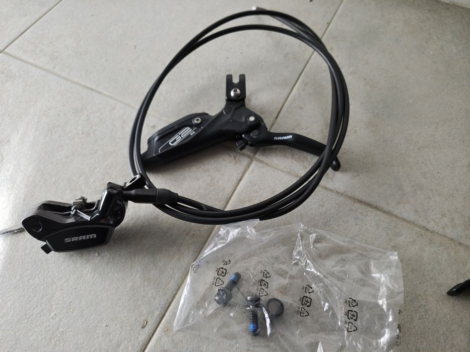 Комплект спирачки SRAM G2 re
