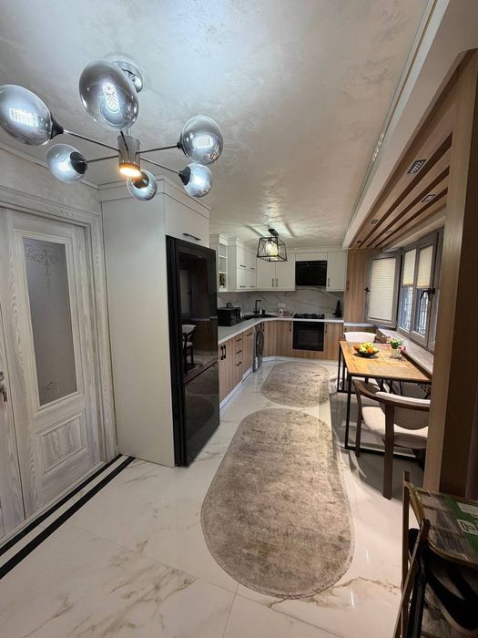 Продается 3/1/4 62м2 на ул. Абая, ор-р: массив Джангох