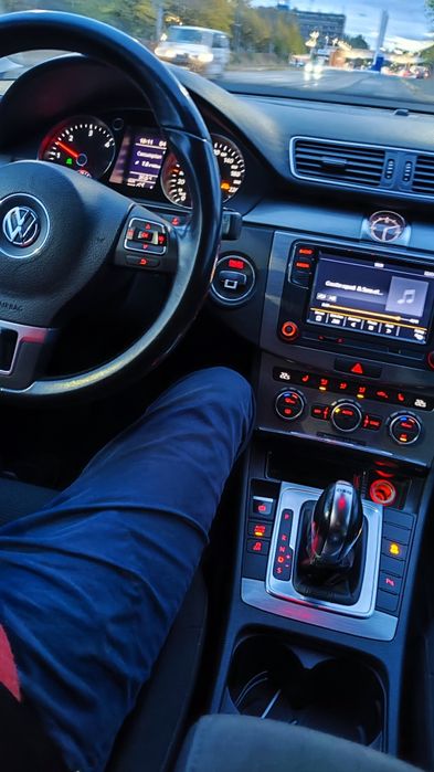 Rent a car Masini de inchiriat cutie automata 7 locuri