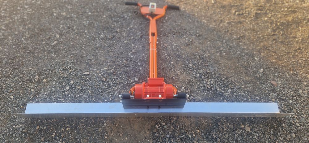 Închiriez picamer demolator de închiriat