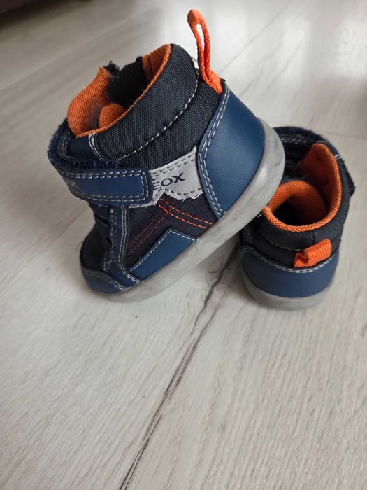 Бебешки кецове GEOX