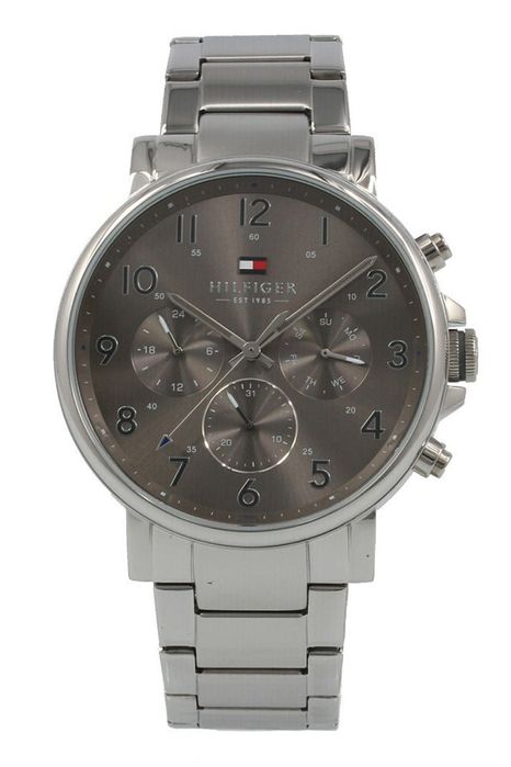 Мъжки часовник Tommy Hilfiger Daniel TH1710382 Сребрист Чисто НОВ Неизползван