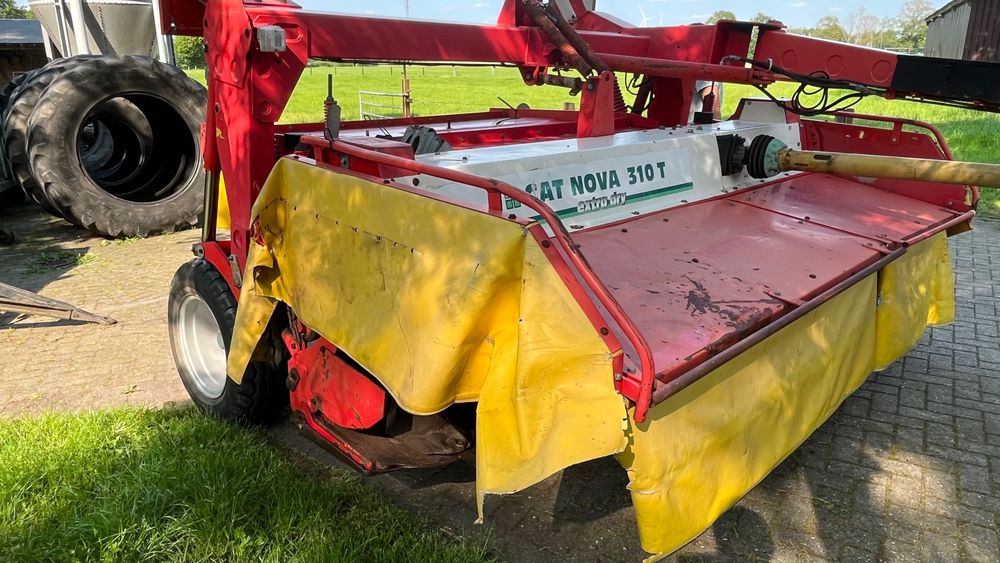 Pöttinger Kasilka, Claas Arion Case Puma, Belarus, John Deere tortadi