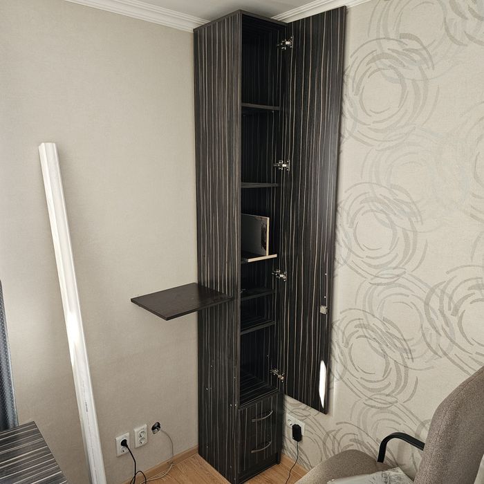 Шкаф и Стол за 60 т т