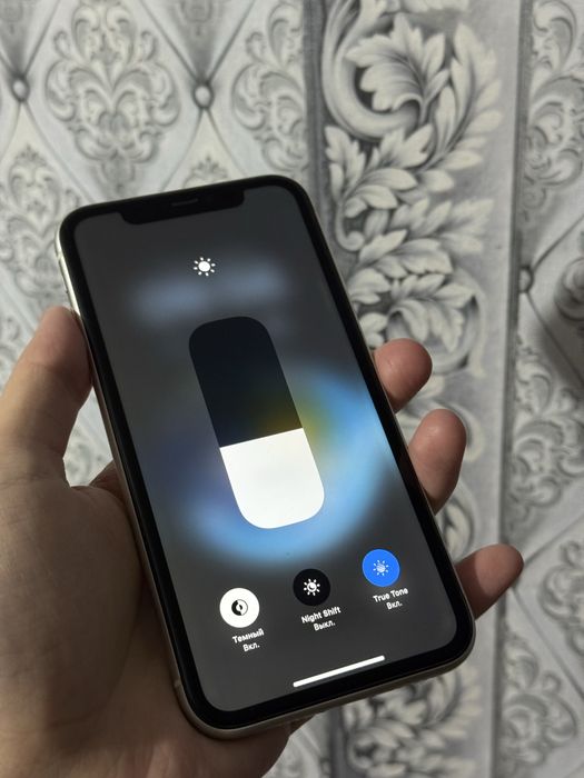 Айфон 11 в хорошем сост