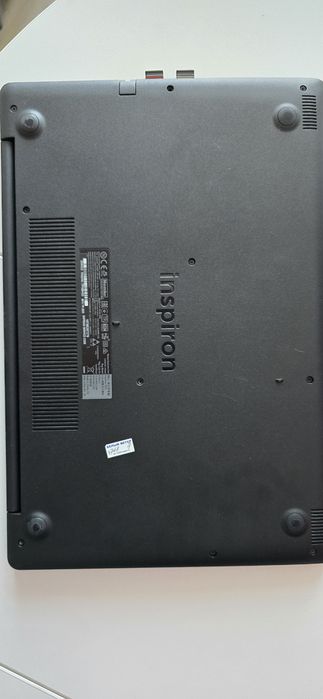 Ноутбук Dell Inspirion 3593