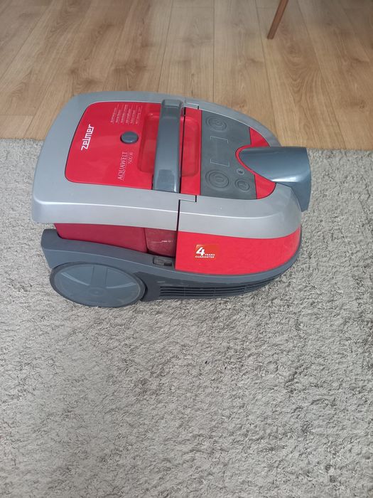 Продам пылесос ZELMER AQUAWELT