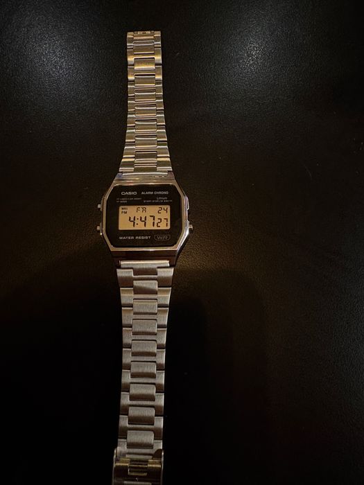 Casio сребърен часовник