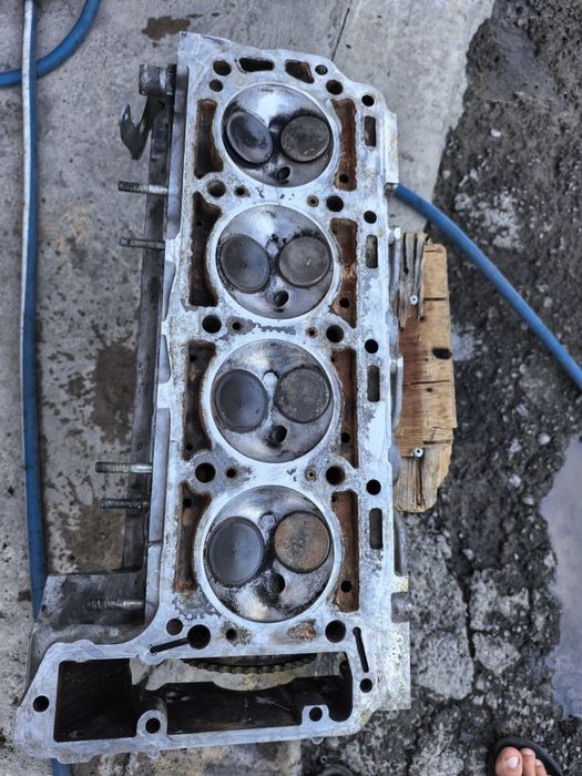 Головка гбц на мерс w124 объём двигателя 2.0 заряженная в