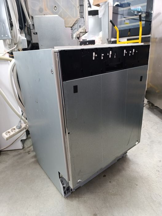 Съдомиялна машина за пълно вграждане NEFF 60см