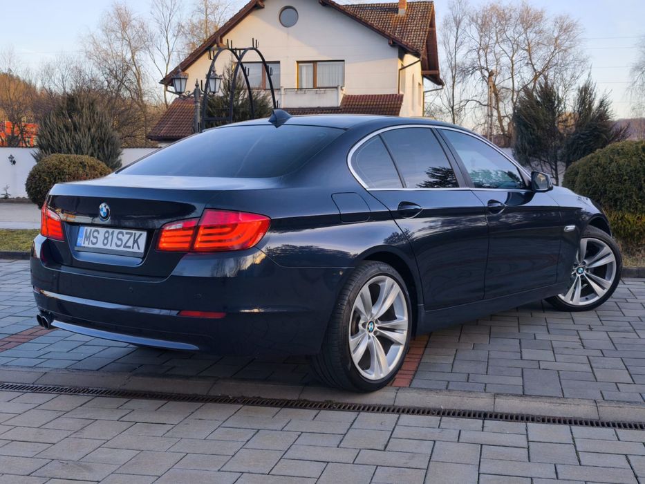 * BMW 520d 184cP AUTOMAT * Interior Crem * Navi * AngelEyes * Xenon *