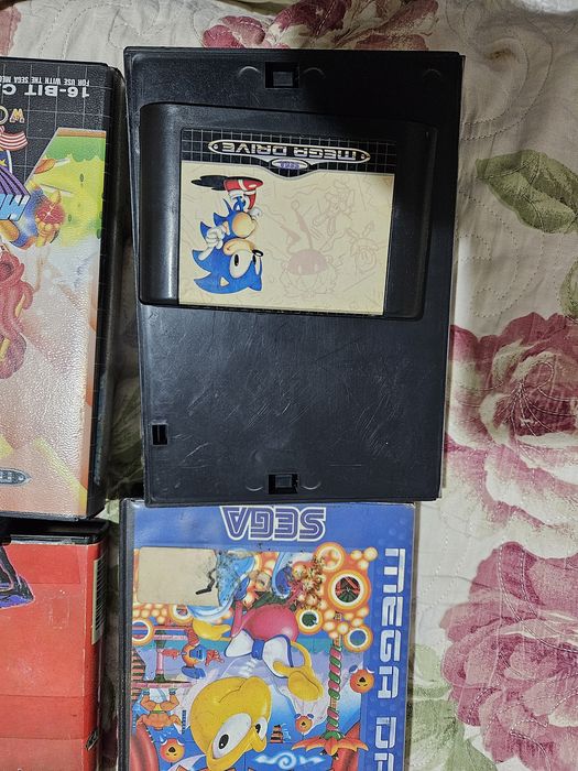 Consola 16 Bit Sega Mega Drive 2 + 6 jocuri -Sonic