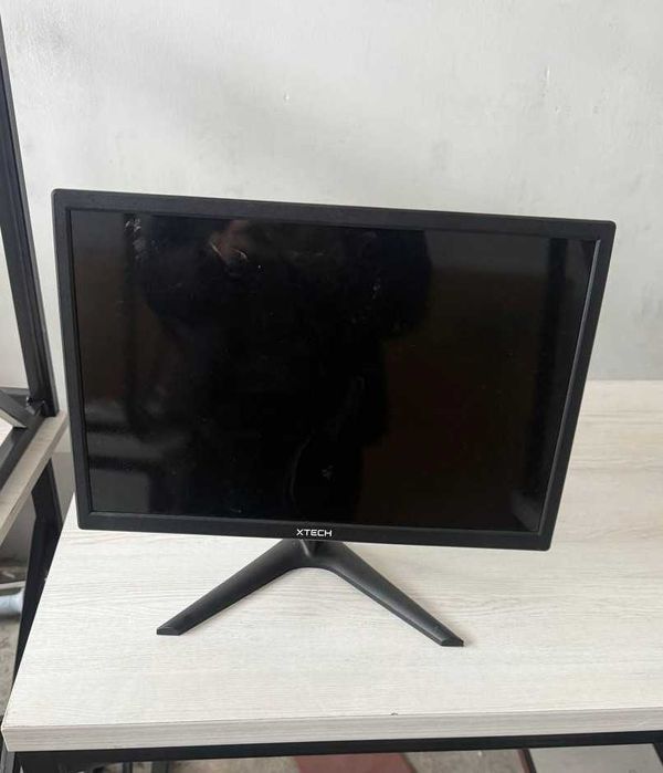 Продам Монитор/Клавиатура/Мышка 12 штук есть