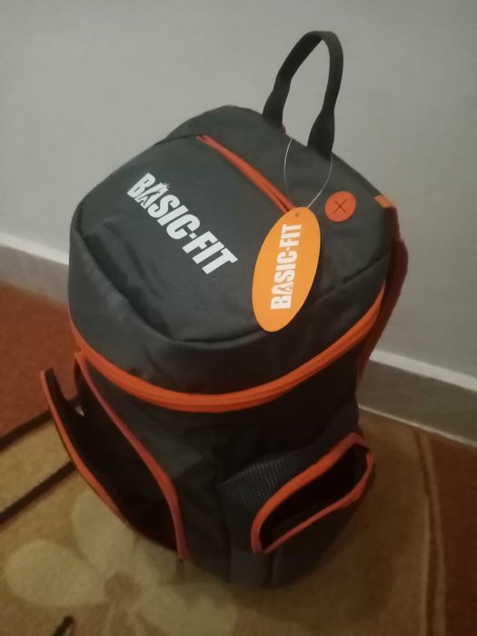 Голяма спортна раница BASIC-FIT нова