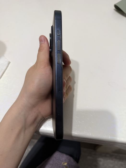 Iphone 15 pro 256 синий не вксрытый