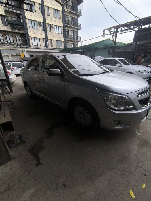 срочнийга 2013 йил 2 та жойида краскаси бор холати яхщи прапан гази б