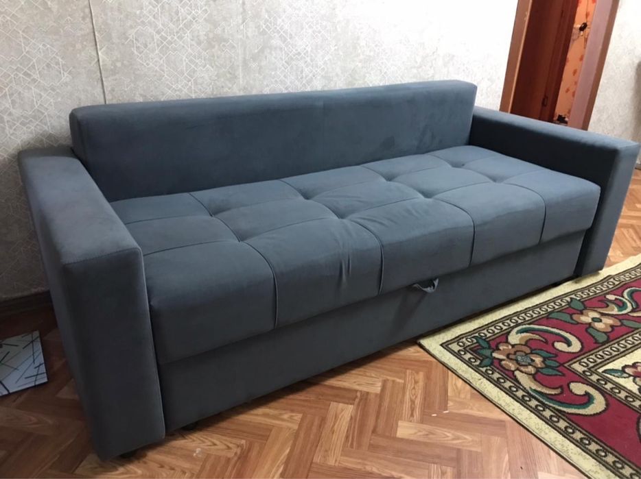 Продам диван в хорошем состояние