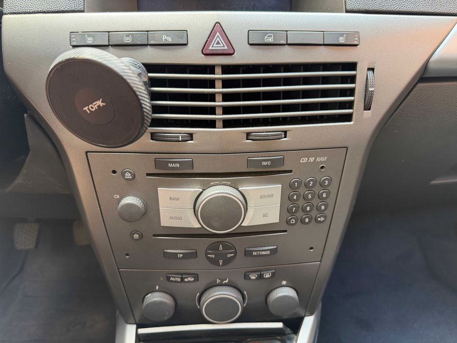 Opel Astra H | 1.9 diesel | Incalzire scaune, trapa, senzori de parcare