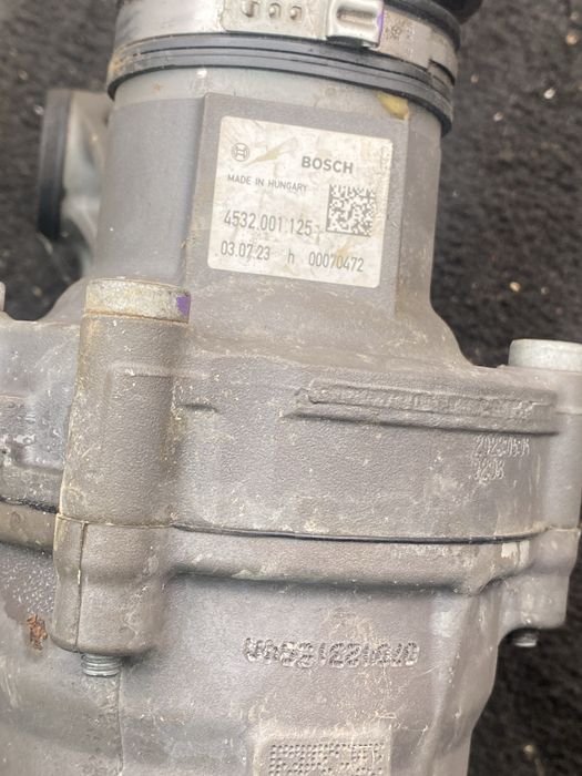 Кормилна рейка Volkswagen T7 Multivan