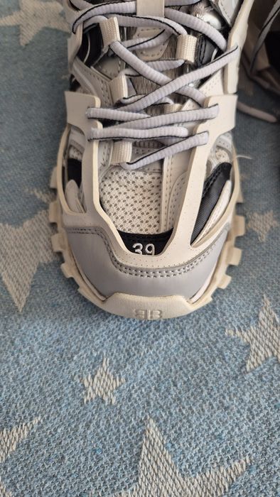 Balenciaga tract,39номер