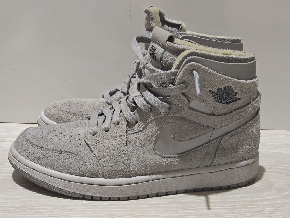 Adidas unisex Nike air Jordan 1    40