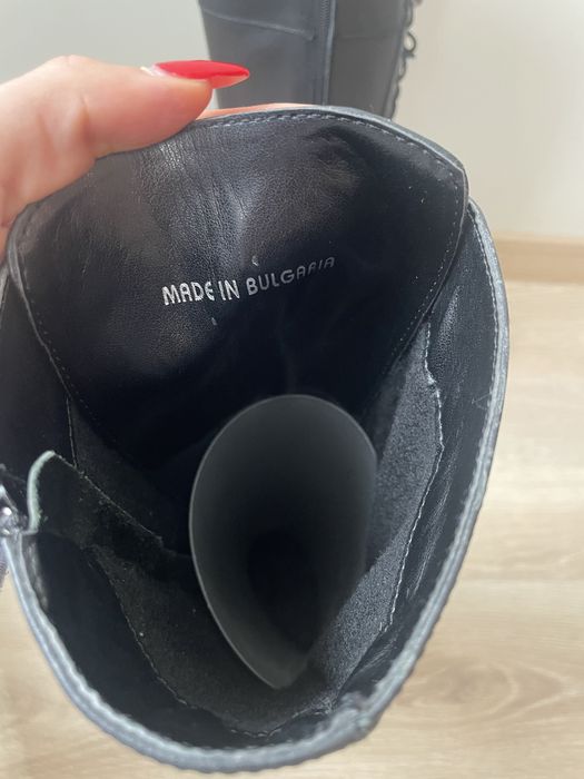 Ботуши естествена кожа с връзки и цип - български