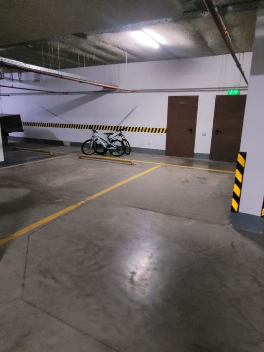 Продам паркинг около Мега Силквей