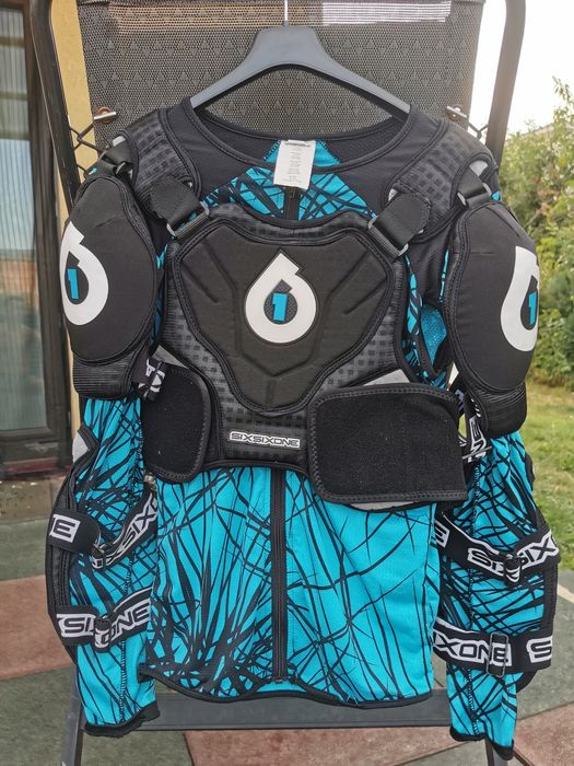 Bluza cu protectii S/pantaloni/protecție gat/geaca moto cross enduro