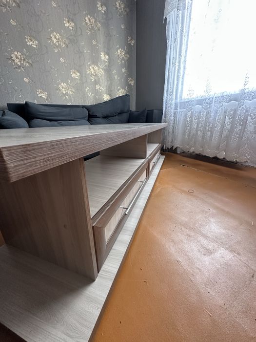 Консоль под ТВ 180 см,