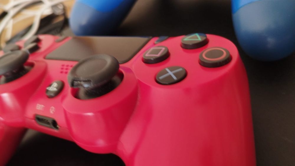 Продам PS4 FAT 500 gb