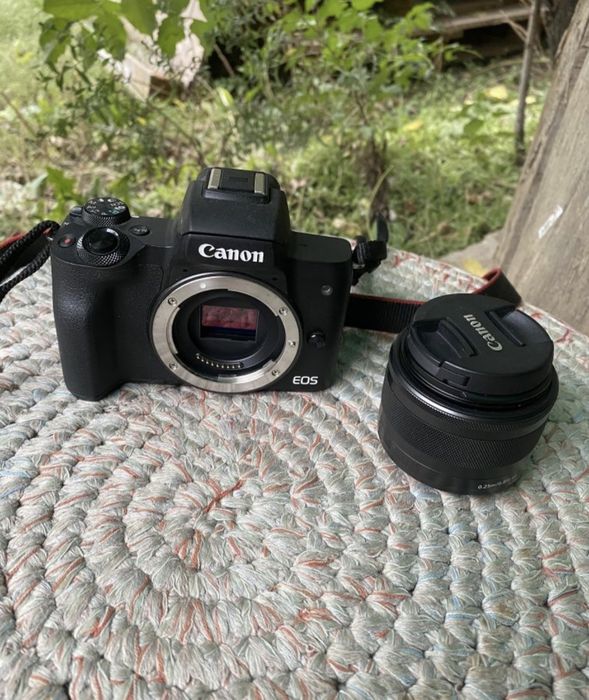 Canon m 50 . Excellent condition.