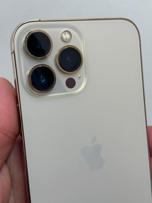 Продам айфон 13 Про Макс 128г в идеале