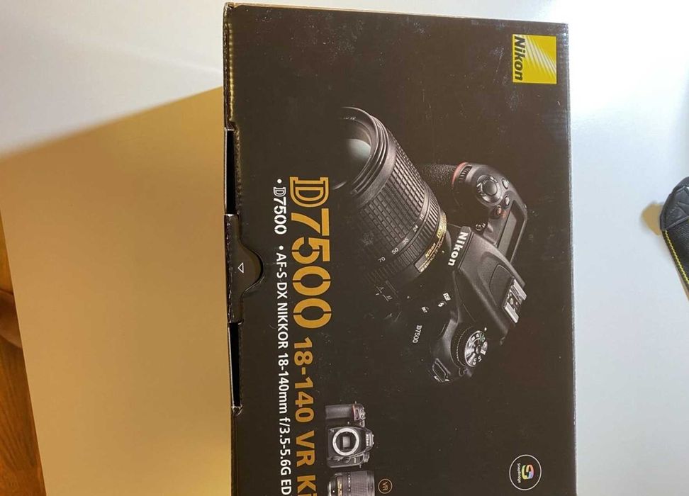 Nikon D7500 + объектив