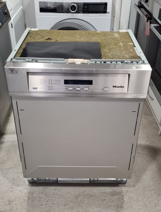 Съдомиялна за вграждане Miele A+++ 60см