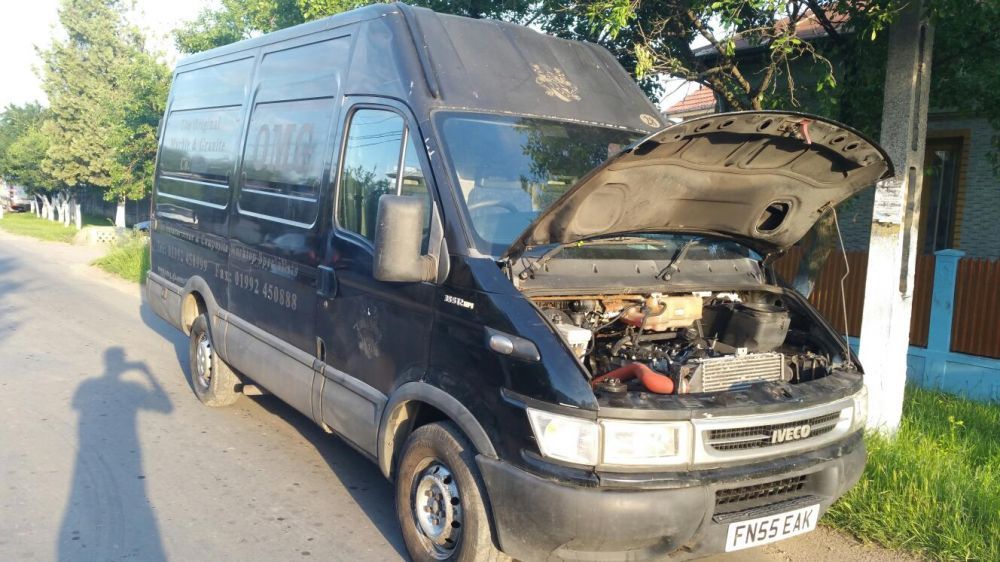 Dezmembrez iveco daily 2300 din 2006