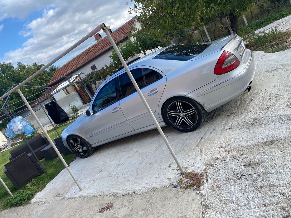 Мерцедес е280 v6 2008 Facelift На Части